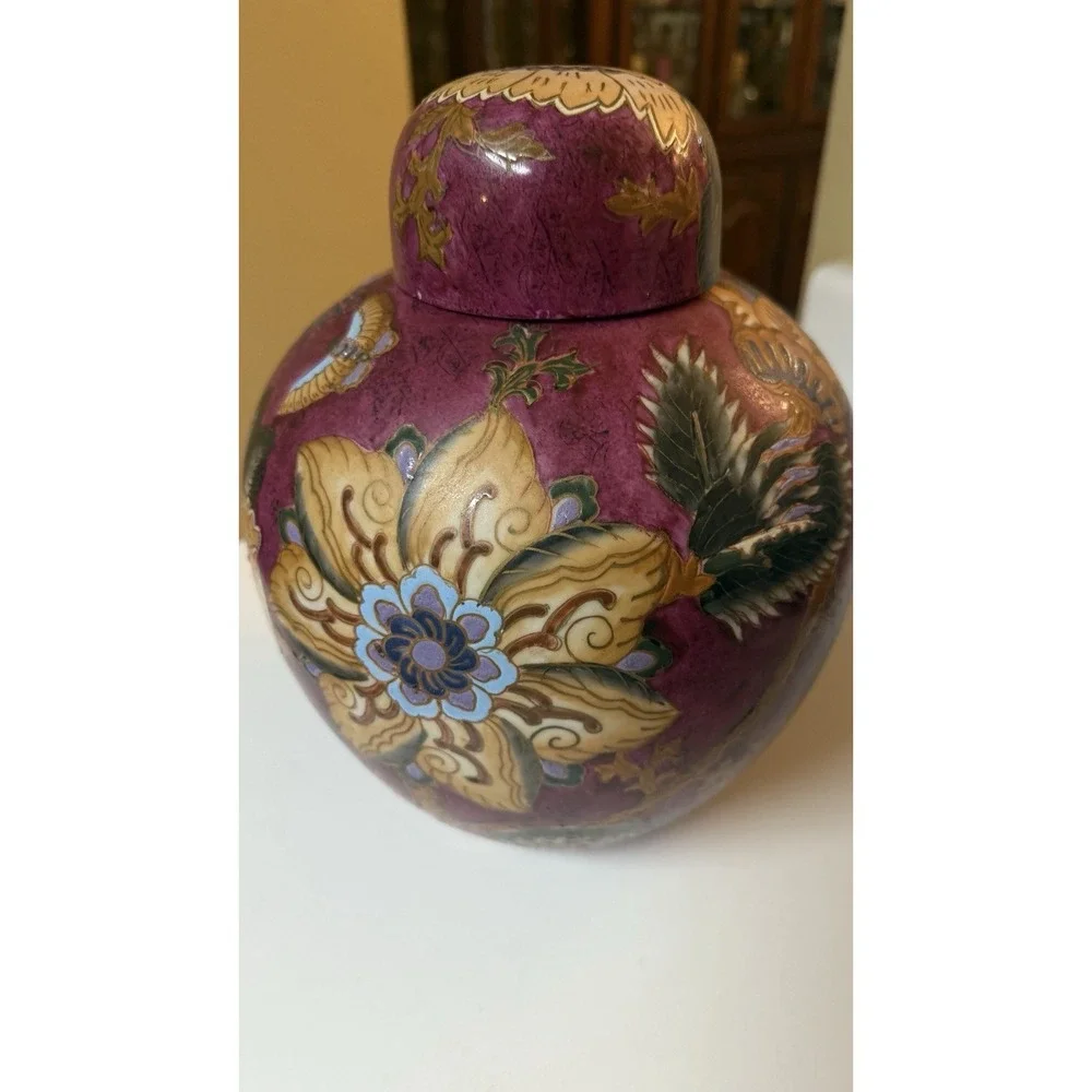 Vintage Hand painted Chinese Vase W Lid pottery With Floral &‎ Butterfly Accents